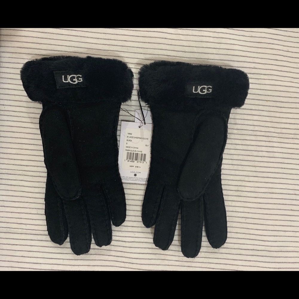 UGG Laced Sheepskin Gloves